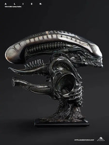 Luminous⭐Merch Queen Studios Queen Studios - Alien 1/1 Scale Life-Size Bust Scale Figure